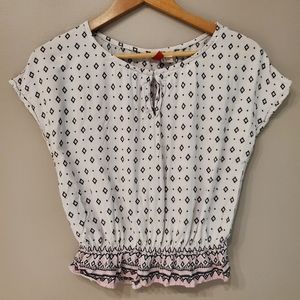 Divided Short Sleeve Blouse - Size 2